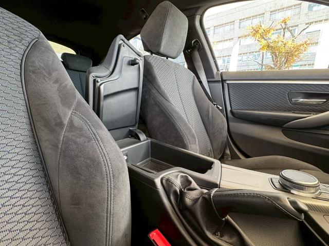 4シリーズ 420iグランクーペ Mスピリット LCI後期モデル 【点検記録あり/展示前点検の項目・交換部品の詳細もご案内できます】【弊社下取/禁煙車】【前車追従機能】【フルセグTV】【シートヒーター】【オートトランク】【バックカメラ】【LEDヘッドライト】(43枚目)