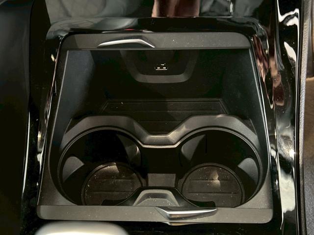 X1 xDrive 18d xライン 【正規認定中古車】【最長4年!全国正規ディーラー保証付/2年・走行距離無制限】【弊社下取】【オートトランク】【ハーフレザー電動シート】【LEDライト】【バックカメラ】【アンビエントライト】【ETC】(35枚目)