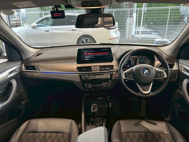 X1 xDrive 18d xライン 【正規認定中古車】【最長4年!全国正規ディーラー保証付/2年・走行距離無制限】【禁煙車】【オートトランク】【ハーフレザー電動シート】【LEDヘッドライト】【バックカメラ】【アンビエントライト】【ETC(5枚目)