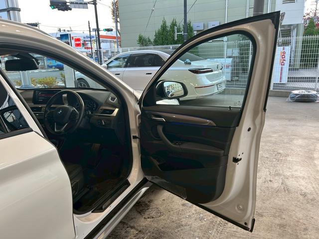 X1 xDrive 18d xライン 【正規認定中古車】【最長4年!全国正規ディーラー保証付/2年・走行距離無制限】【禁煙車】【オートトランク】【ハーフレザー電動シート】【LEDヘッドライト】【バックカメラ】【アンビエントライト】【ETC(8枚目)