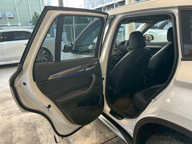 X1 xDrive 18d xライン 【正規認定中古車】【最長4年!全国正規ディーラー保証付/2年・走行距離無制限】【禁煙車】【オートトランク】【ハーフレザー電動シート】【LEDヘッドライト】【バックカメラ】【アンビエントライト】【ETC(17枚目)