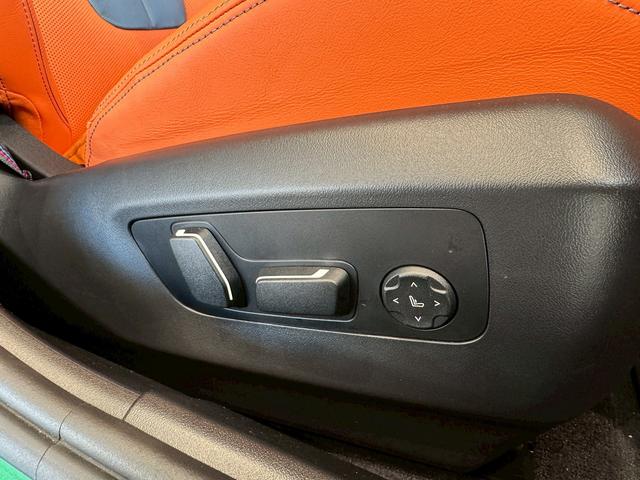 �a�l�v�F�蒆�ÎԂ̂����߂́u�a�l�v�E�o�������������E�r�����������������E���z�X�v�ŁB�O���[�v�݌ɂR�O�O��ȏ��肨�q�l�ɍ������P�������Ă����Ē����܂��B�F�l�̂��z����S��肨�҂����Ă���܂��B