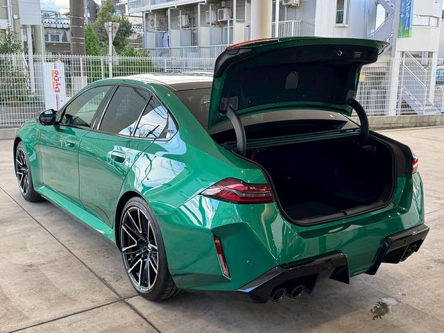 �a�l�v�F�蒆�ÎԂ̂����߂́u�a�l�v�E�o�������������E�r�����������������E���z�X�v�ŁB�O���[�v�݌ɂR�O�O��ȏ��肨�q�l�ɍ������P�������Ă����Ē����܂��B�F�l�̂��z����S��肨�҂����Ă���܂��B