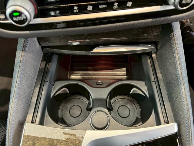 �ǂ�ȍ��ׂȂ��Ƃł��\���܂���B���s���_�₲�s���Ɋ�������_���������܂�����A�Ȃ�Ȃ�Ƃ����k���������B�܂��l�C�Ԏ�͂������A�󏭎Ԏ�܂Ŏ�葵���Ă���f�ڂ̂���ĂȂ��ԗ����������܂��B