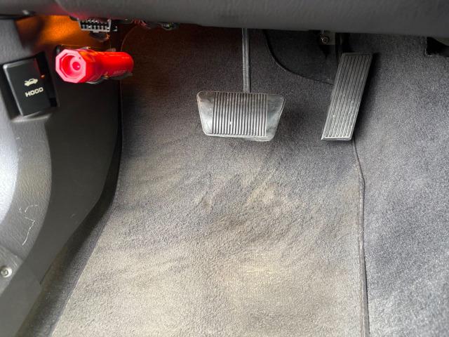 ジープ・チェロキー リミテッド　４ＷＤ（19枚目）