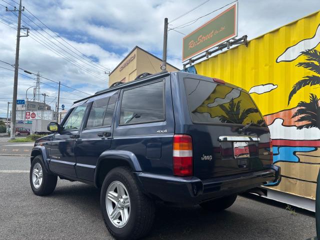 ジープ・チェロキー リミテッド 4WD(8枚目)