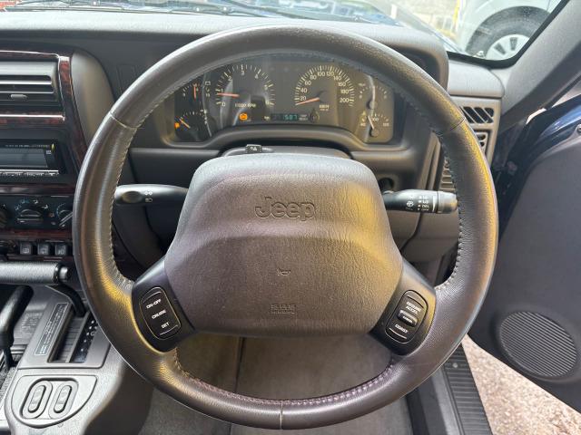 ジープ・チェロキー リミテッド 4WD(20枚目)