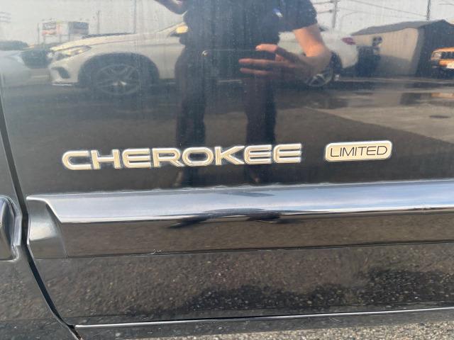 ジープ・チェロキー リミテッド　４ＷＤ（20枚目）