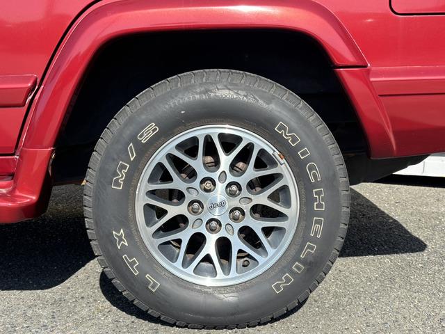 ジープ・チェロキー リミテッド 4WD(8枚目)