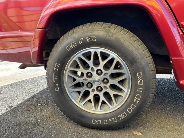 ジープ・チェロキー リミテッド 4WD(10枚目)