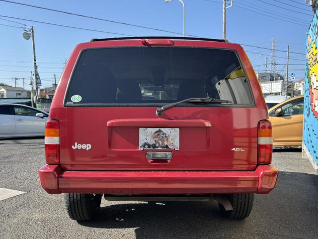 ジープ・チェロキー リミテッド 4WD(14枚目)