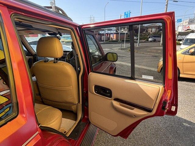 ジープ・チェロキー リミテッド 4WD(20枚目)