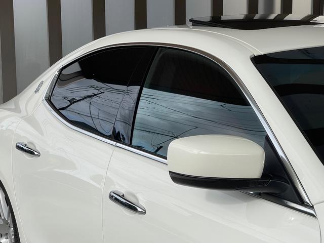 ギブリ ベースグレード 左ハンドル WORK21AW 車高調 下取車 左ハンドル/サンルーフ/ユーザー下取車/純正ナビTV/TVキャンセラー/可変バルブリモコン付き/レッドレザーシート&ヒーター付/パドルシフト/バックカメラ/パークアシスト/ETC/スペアキー/(47枚目)