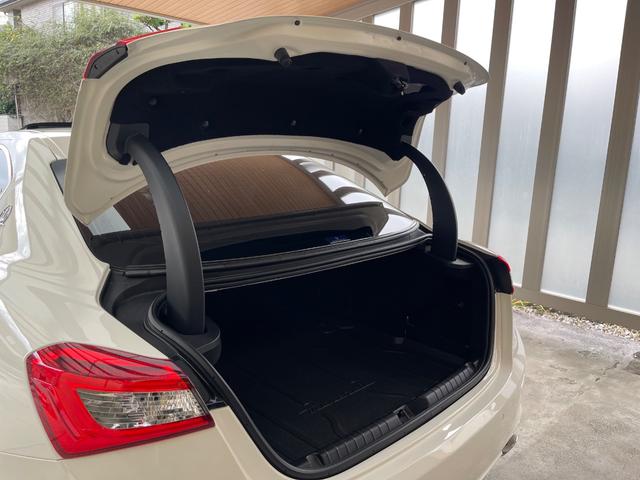 ギブリ ベースグレード 左ハンドル WORK21AW 車高調 下取車 左ハンドル/サンルーフ/ユーザー下取車/純正ナビTV/TVキャンセラー/可変バルブリモコン付き/レッドレザーシート&ヒーター付/パドルシフト/バックカメラ/パークアシスト/ETC/スペアキー/(78枚目)