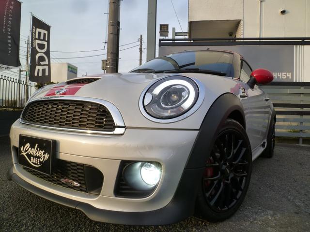 ＭＩＮＩ ジョンクーパーワークス　クーペ　正規ディーラー車　６速マニュアル　ディスプレイオーディオ　電動リアスポイラー　キセノンＨライト　純正１７インチアルミホイール　ＥＴＣ　パナソニックナビ　レーダー　リアパーキングセンサー（27枚目）