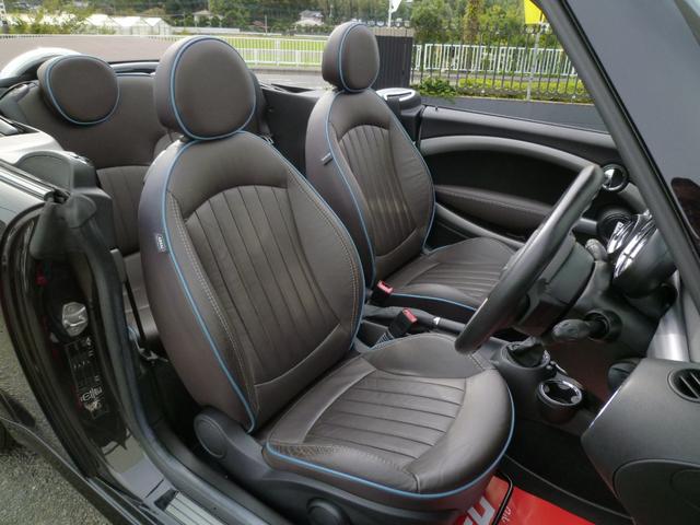 ＭＩＮＩ クーパーＳ　コンバーチブル　ハイゲート　正規ディーラー車　特別限定車　ブラウンレザーシート　カロッツェリアナビ　フルセグＴＶ　バックカメラ　スマートキー　プッシュスタート　電動オープン　リアパーキングセンサー　ＥＴＣ　クルーズＣ（12枚目）