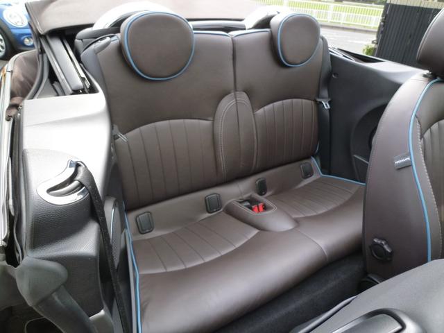 ＭＩＮＩ クーパーＳ　コンバーチブル　ハイゲート　正規ディーラー車　特別限定車　ブラウンレザーシート　カロッツェリアナビ　フルセグＴＶ　バックカメラ　スマートキー　プッシュスタート　電動オープン　リアパーキングセンサー　ＥＴＣ　クルーズＣ（13枚目）