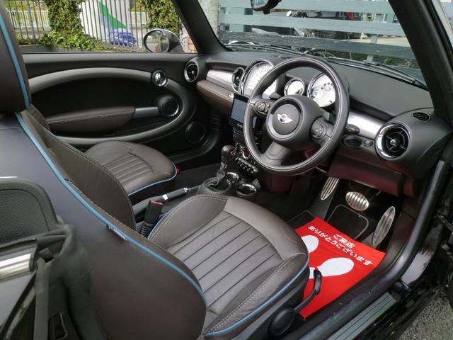 ＭＩＮＩ クーパーＳ　コンバーチブル　ハイゲート　正規ディーラー車　特別限定車　ブラウンレザーシート　カロッツェリアナビ　フルセグＴＶ　バックカメラ　スマートキー　プッシュスタート　電動オープン　リアパーキングセンサー　ＥＴＣ　クルーズＣ（14枚目）