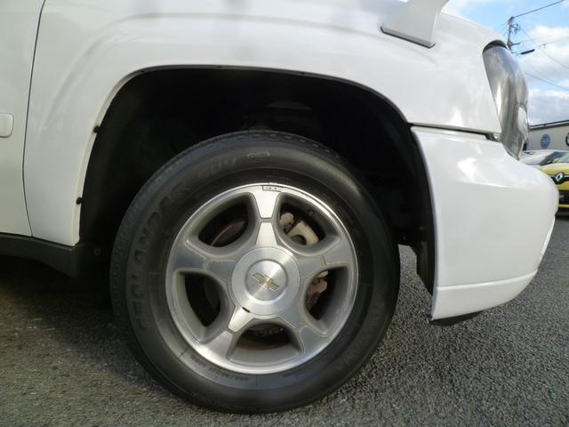 シボレートレイルブレイザー ＬＴ　正規ディーラー車　カロッツェリアナビ　フルセグＴＶ　バックカメラ　ＥＴＣ　ＵＳテールランプ　キーレス　パートタイム４ＷＤ（20枚目）