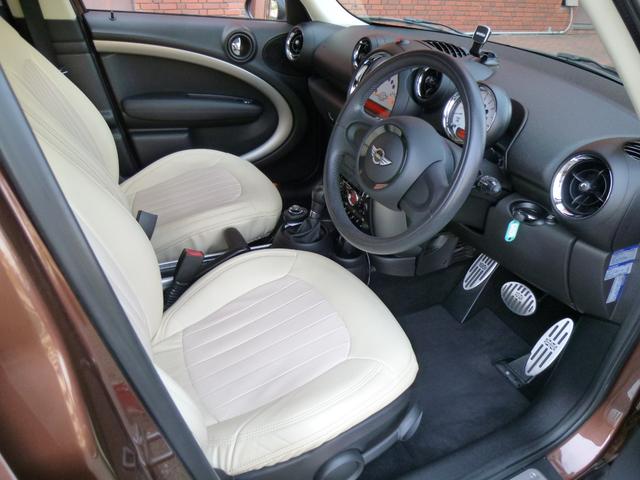 MINI クーパー クロスオーバー 正規ディーラー車 AVIC-CZ912サイバーナビTV デジタルインナーミラー BLITZ車高調 キセノン ETC 革調シートカバー WORK18インチアルミホイール キセノンヘッドライト(22枚目)
