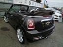 ＭＩＮＩ クーパーＳ　コンバーチブル　ハイゲート　正規ディーラー車　特別限定車　ブラウンレザーシート　カロッツェリアナビ　フルセグＴＶ　バックカメラ　スマートキー　プッシュスタート　電動オープン　リアパーキングセンサー　ＥＴＣ　クルーズＣ（8枚目）