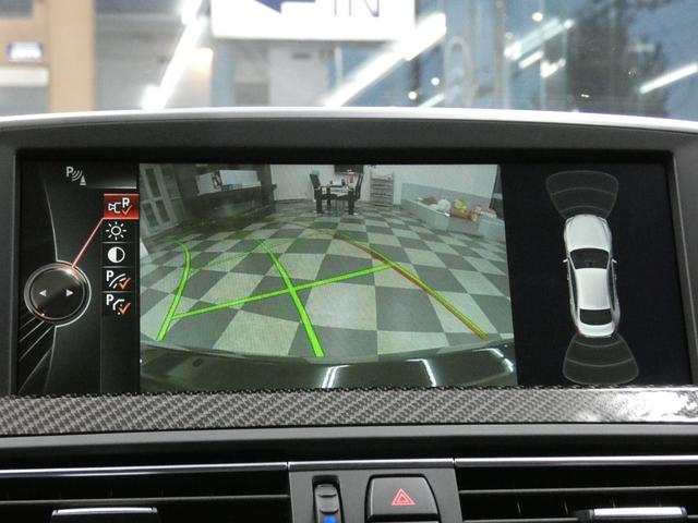 Ｍ６ グランクーペ　カーボンルーフ　シルバーストーン革　Ｓヒーター　カーボンインテリア　純正ＨＤＤナビ地デジ　Ｂカメラ＆ＰＤＣ　ＨＵＤ＆インテリジェントＳ　ソフトクローズＤ　ＬＥＤヘッドライト　青キャリパー　専用２０ＡＷ（9枚目）