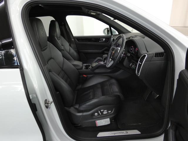 PORSCHE CAYENNE S