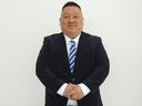 ジープ・グランドチェロキー ラレード　後期型　ブラックインテリア　パワーシート　純正ナビ　地デジ　Ｂカメラ　ＰＴＳ　クルーズコントロール　キーレスゴー　キセノンヘッドライト　純正１８インチＡＷ（ブラックペイント）（4枚目）