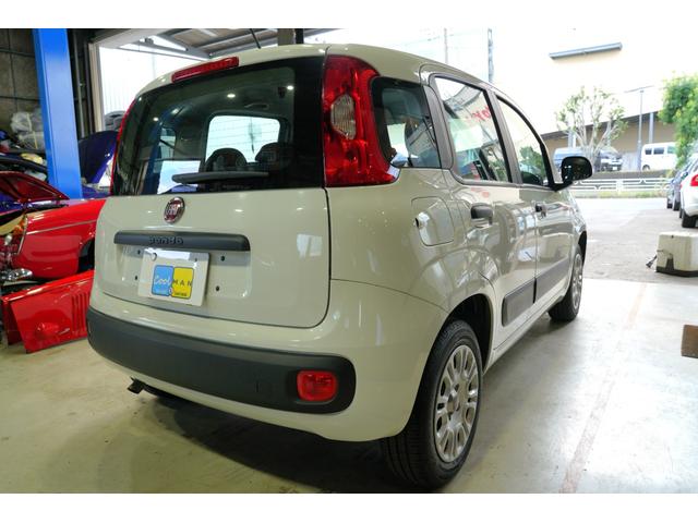 パンダ イージー　禁煙車／記録簿／Ｂｌｕｅｔｏｏｔｈ／ＥＴＣ／キーレス／スペアキー／アイドリングストップ／ルーフレール／フォグランプ／１５インチアルミ／（8枚目）