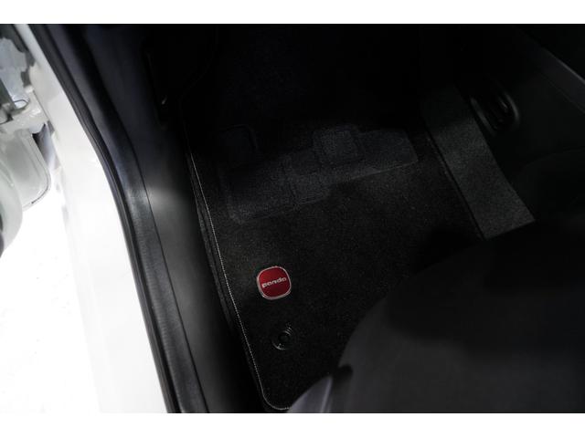 パンダ イージー　禁煙車／記録簿／Ｂｌｕｅｔｏｏｔｈ／ＥＴＣ／キーレス／スペアキー／アイドリングストップ／ルーフレール／フォグランプ／１５インチアルミ／（28枚目）