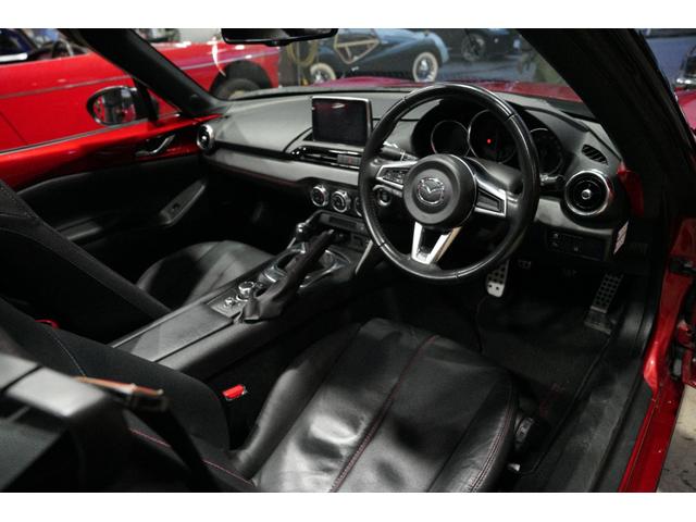 ロードスター Ｓレザーパッケージ　禁煙車／６速ＭＴ／ブラックレザーシート／フロント・サイド・リアスカート／セーフティパッケージ／ＢＯＳＥサウンド／バックカメラ／フルセグ／ブラインドスポットモニター／シートヒーター／ＬＥＤヘッドライト（33枚目）