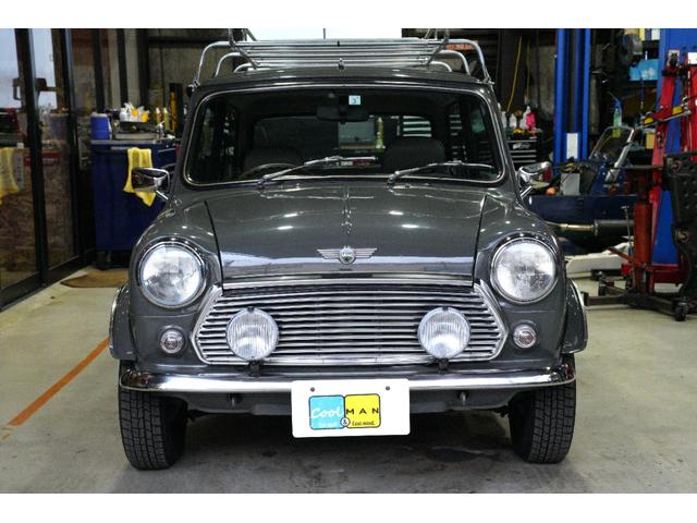 MINI クーパー ヘリテイジコレクション ユーコングレイ 4速MT レザーシート ウッドパネル 12インチAW 2灯フォグライト 社外キーレス ルーフラック(3枚目)