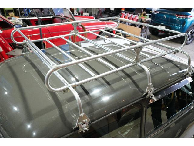 MINI クーパー ヘリテイジコレクション ユーコングレイ 4速MT レザーシート ウッドパネル 12インチAW 2灯フォグライト 社外キーレス ルーフラック(21枚目)