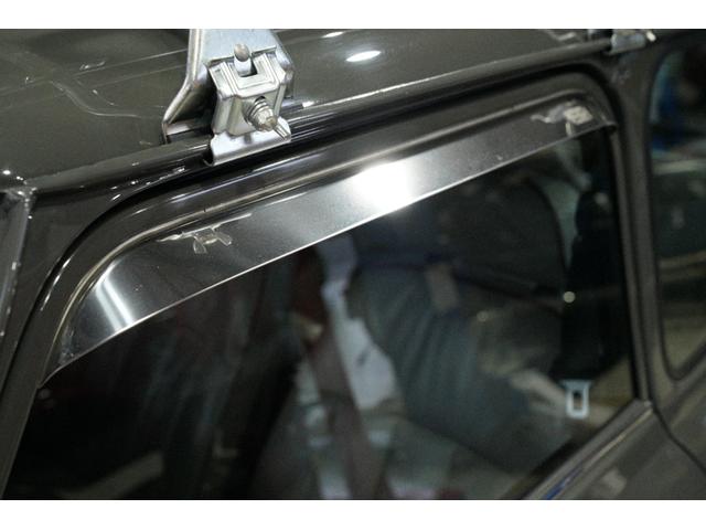 MINI クーパー ヘリテイジコレクション ユーコングレイ 4速MT レザーシート ウッドパネル 12インチAW 2灯フォグライト 社外キーレス ルーフラック(24枚目)