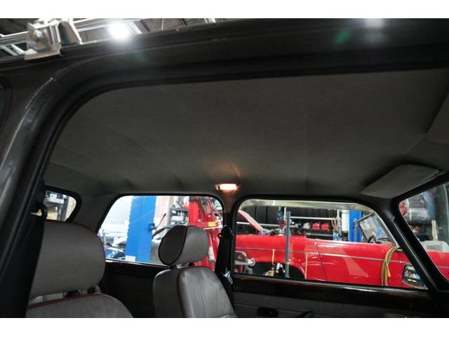 MINI クーパー ヘリテイジコレクション ユーコングレイ 4速MT レザーシート ウッドパネル 12インチAW 2灯フォグライト 社外キーレス ルーフラック(30枚目)