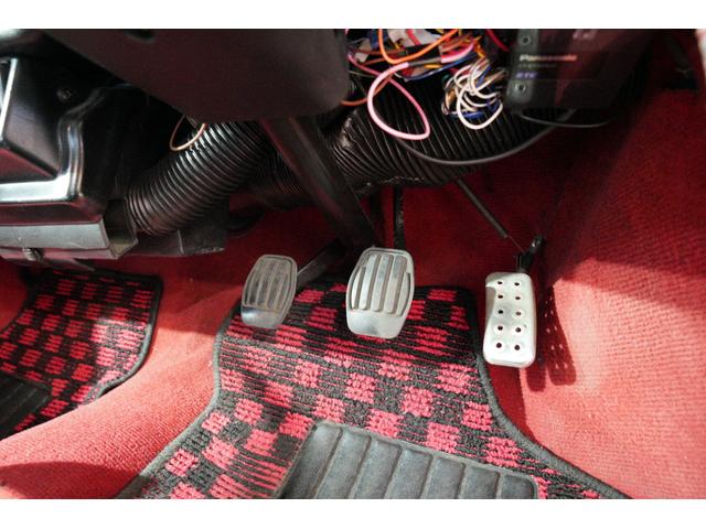 MINI クーパー ヘリテイジコレクション ユーコングレイ 4速MT レザーシート ウッドパネル 12インチAW 2灯フォグライト 社外キーレス ルーフラック(36枚目)