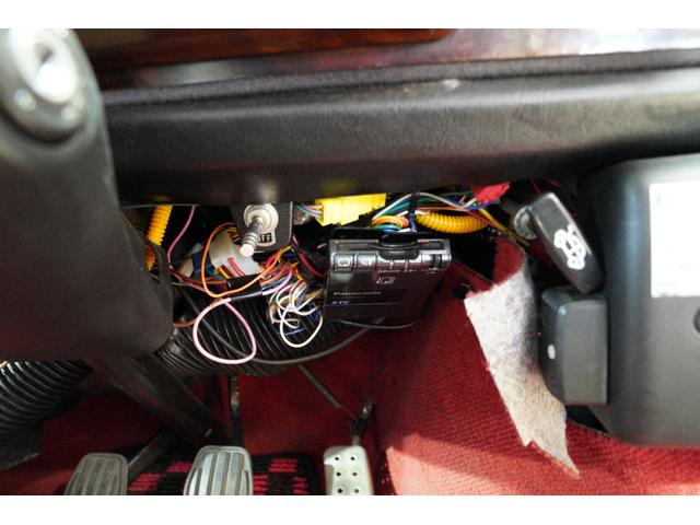 MINI クーパー ヘリテイジコレクション ユーコングレイ 4速MT レザーシート ウッドパネル 12インチAW 2灯フォグライト 社外キーレス ルーフラック(37枚目)