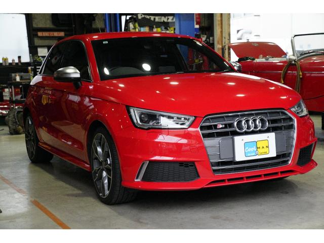 Ｓ１スポーツバック ベースグレード　ベースグレード（４名）　６ＭＴ　レッドキャリパー　ハーフレザーシート　クリアランスソナー　プッシュスタート　純正１８インチＡＷ　純正ナビ　ＴＶ（4枚目）