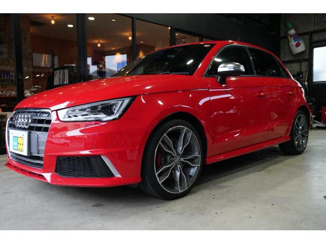 Ｓ１スポーツバック ベースグレード　ベースグレード（４名）　６ＭＴ　レッドキャリパー　ハーフレザーシート　クリアランスソナー　プッシュスタート　純正１８インチＡＷ　純正ナビ　ＴＶ（7枚目）