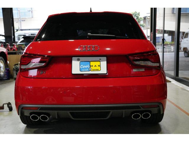 Ｓ１スポーツバック ベースグレード　ベースグレード（４名）　６ＭＴ　レッドキャリパー　ハーフレザーシート　クリアランスソナー　プッシュスタート　純正１８インチＡＷ　純正ナビ　ＴＶ（11枚目）