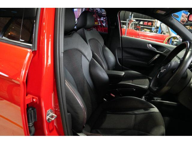 Ｓ１スポーツバック ベースグレード　ベースグレード（４名）　６ＭＴ　レッドキャリパー　ハーフレザーシート　クリアランスソナー　プッシュスタート　純正１８インチＡＷ　純正ナビ　ＴＶ（31枚目）