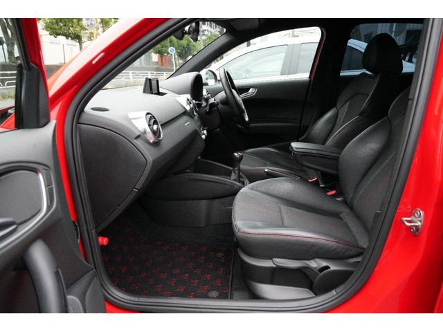 Ｓ１スポーツバック ベースグレード　ベースグレード（４名）　６ＭＴ　レッドキャリパー　ハーフレザーシート　クリアランスソナー　プッシュスタート　純正１８インチＡＷ　純正ナビ　ＴＶ（39枚目）