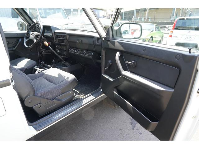 ニーバ ベースグレード 社外16インチAW ワイヤレス集中ロック(64枚目)