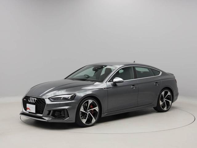 アウディ rs5 スポーツ バック