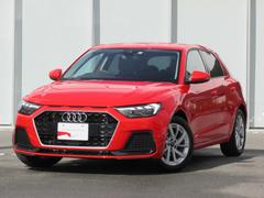 アウディ　Ａ１スポーツバック　２５ＴＦＳＩ　アドバンスド　ワンオーナー　ナビパッケージ