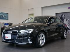 アウディ　Ａ３セダン　１．４ＴＦＳＩ　スポーツ　認定中古車　ＬＥＤライトパッケージ