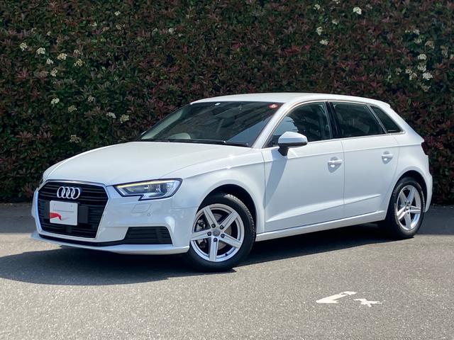 スポーツバック３０ＴＦＳＩ　ＭＭＩナビ　コンビニエンスパッケージ　アシスタンスパッケージ　バーチャルコックピット　認定中古車