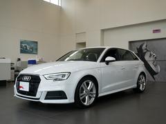 アウディ　Ａ３　スポーツバック４０ＴＦＳＩクワトロ　スポーツ　認定中古車　ＳＬＩＮＥパッケージ