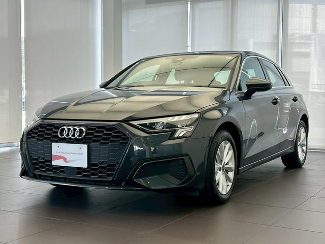 Ａ３(アウディ) スポーツバック３０ＴＦＳＩ　認定中古車　コンビニエンスアシスタンスパッケージ　ナビパッケージ　ＬＥＤヘッドライト　シートヒーター　ナビ　フルセグＴＶ　バックカメラ　ミュージックプレイヤー接続 中古車画像