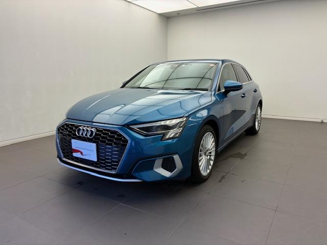 Ａ３(アウディ) スポーツバック４０ＴＦＳＩクワトロアドバンスド　禁煙車／４ＷＤ／ワンオーナー／スポーツバック／クルーズコントロール／純正バックカメラ／Ｂｌｕｅｔｏｏｔｈ／ＡｐｐｌｅＣａｒｐｌａｙ／フルセグＴＶ純正ホイール／ＬＥＤヘッドライト 中古車画像